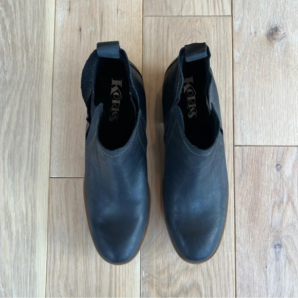 Korks by Kork Ease Ankle Booties Black 6.5 Classic Casual Versatile Contemporary - Picture 3 of 5